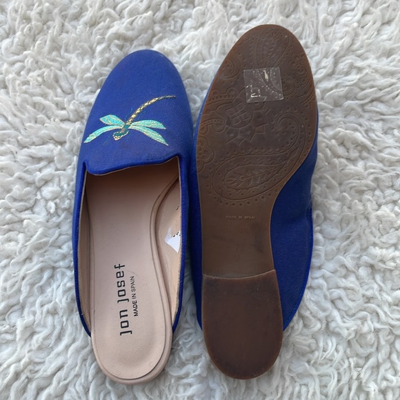 Dragonfly Pique Jon Josef Flat Slip-on Slide
Brand: Jon Josef. Used very good. - Picture 5 of 7